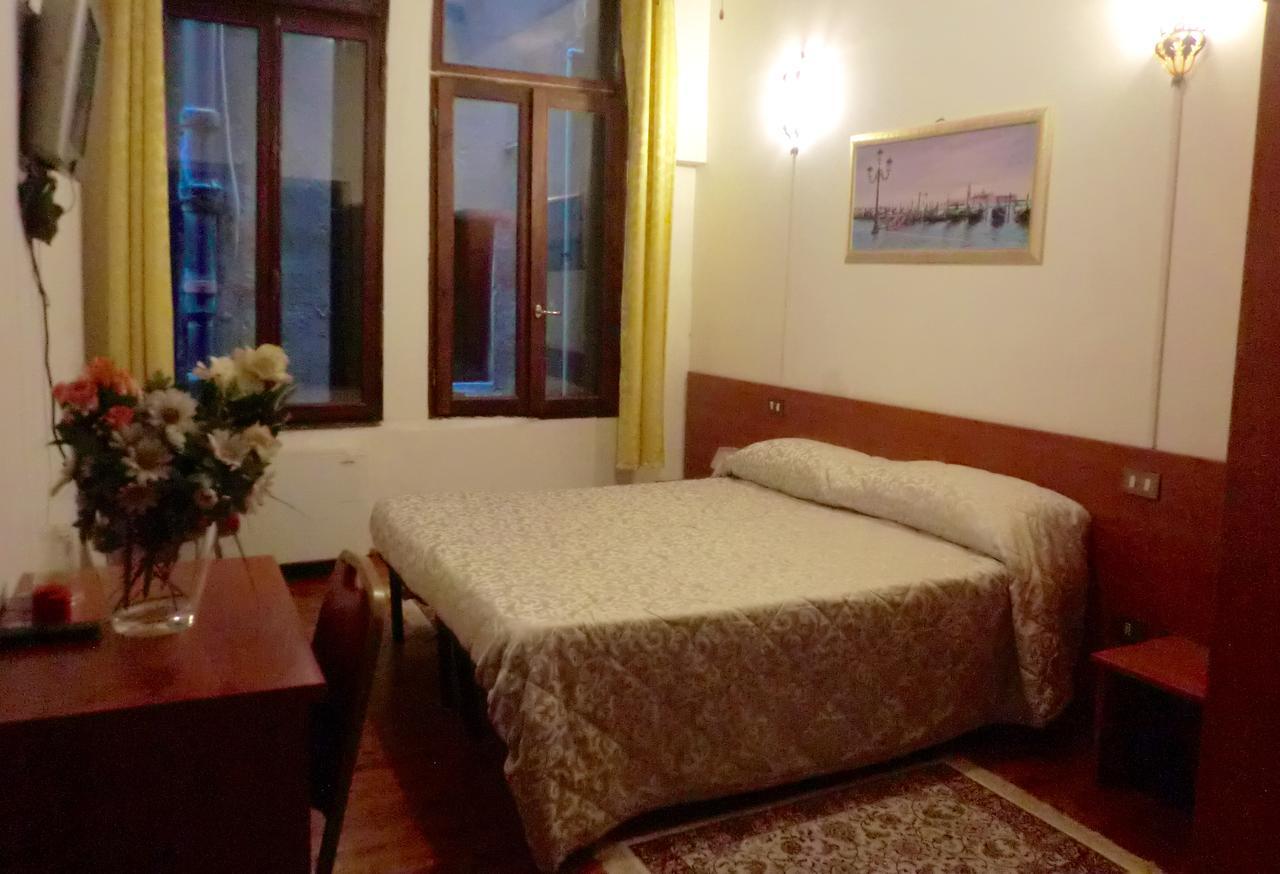 Residenza Della Spada Venezia Rom bilde